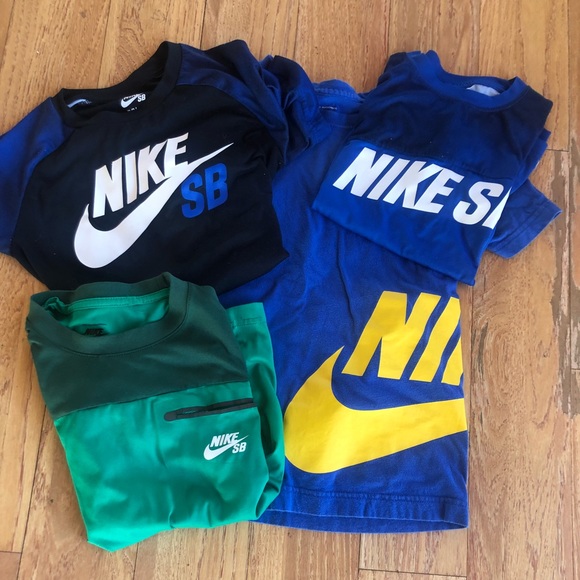 Three Nike air dry T-shirt’s and one T-shirt. - Picture 1 of 5